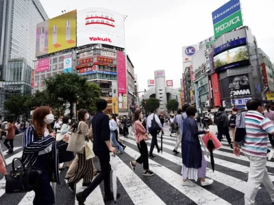 Japan exports continue to recover on a weak yen