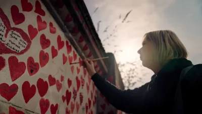 A Wall of Hearts: The guardians of the Covid memorial