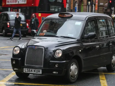 Black cabs could vanish from London, report warns