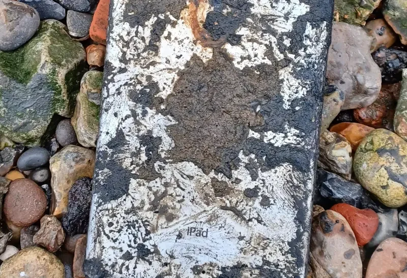 How an iPad dug up from the Thames solved museum thieves' murder plot