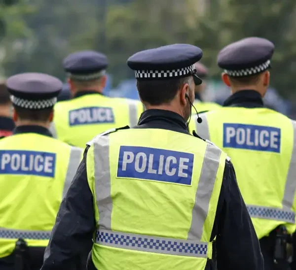 Met calls for Carnival stand closure after assault