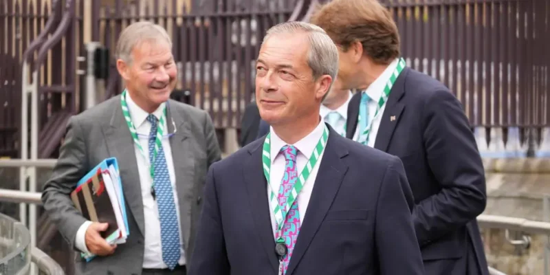 Reform row poses danger for party that wants to win