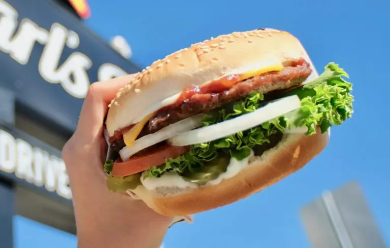 'Top tier' US fast food chain confirms UK launch with free burgers