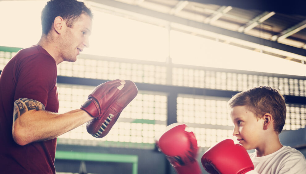 Dvalishvili refuses surgery despite nose breaks